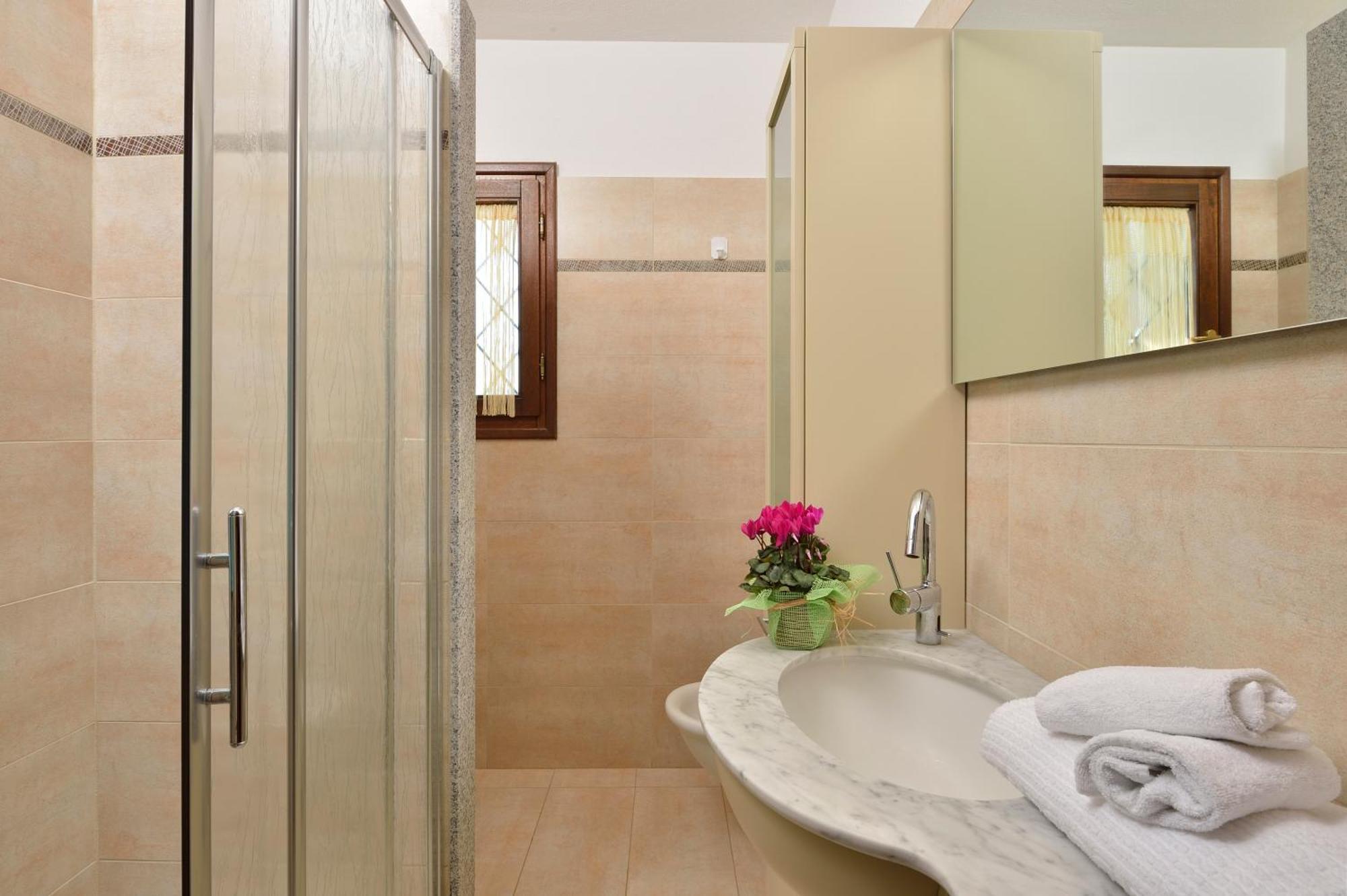 Residence Le Canne 圣特奥多罗 外观 照片