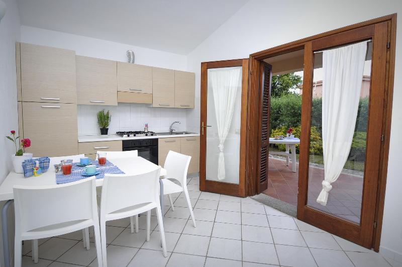 Residence Le Canne 圣特奥多罗 外观 照片