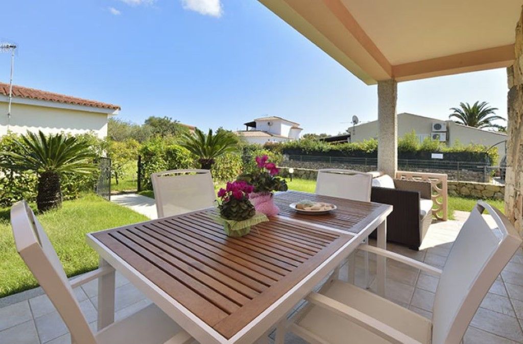 Residence Le Canne 圣特奥多罗 外观 照片